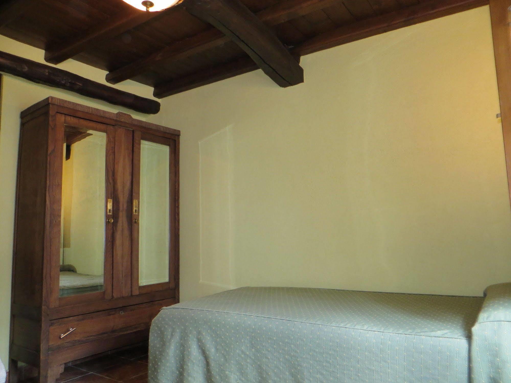 Apartmento El Boton Charro Candelario Exterior photo